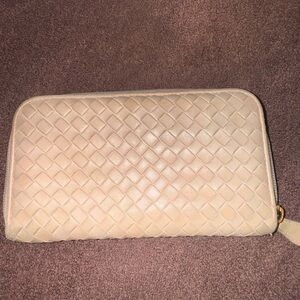 Bottega Veneta Beige Woven Zip Wallet